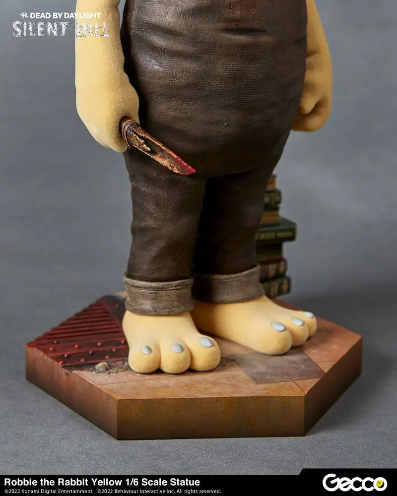 Dead By Daylight - Silent Hill Chapter Statue 1/6 Robbie the Rabbit Yellow Version 34 cm product photo