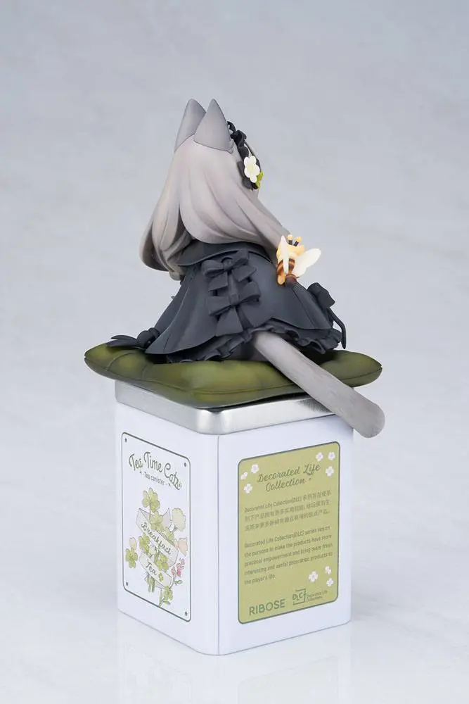 Decorated Life Collection PVC Statue Tea Time Cats British Shorthair 18 cm product photo