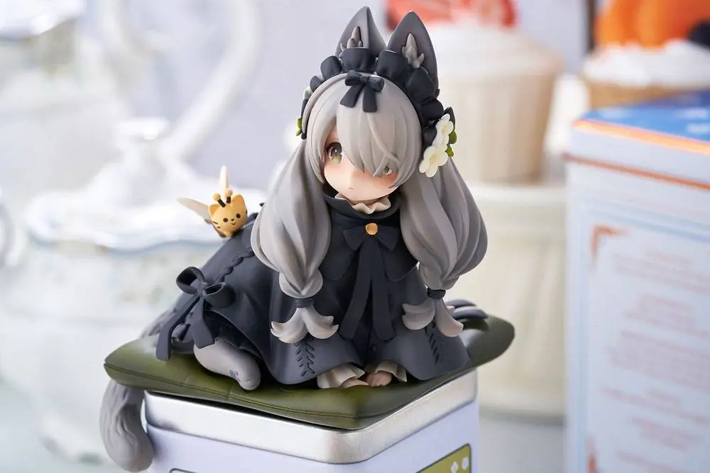 Decorated Life Collection PVC Statue Tea Time Cats British Shorthair 18 cm product photo