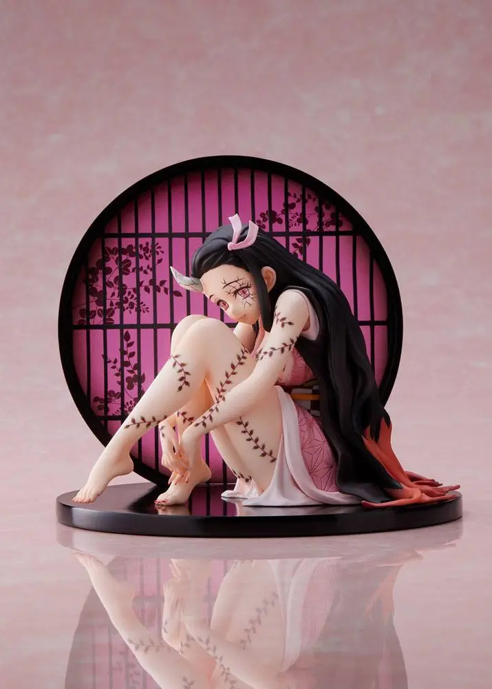 Demon Slayer: Kimetsu no Yaiba Statue 1/8 Entertainment District Arc Nezuko Kamado (Demon Form Advancing Version) 12 cm product photo