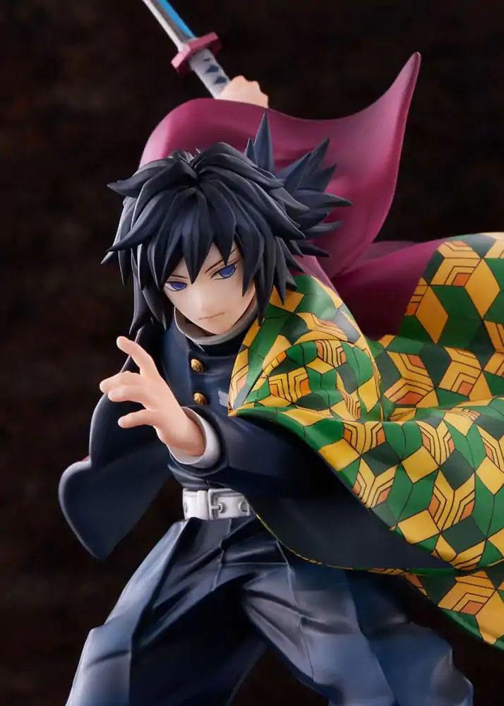 Demon Slayer: Kimetsu no Yaiba Statue 1/8 Giyu Tomioka 27 cm product photo