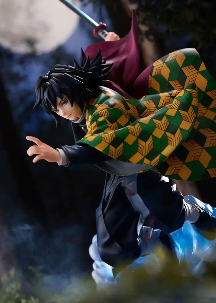 Demon Slayer: Kimetsu no Yaiba Statue 1/8 Giyu Tomioka 27 cm product photo