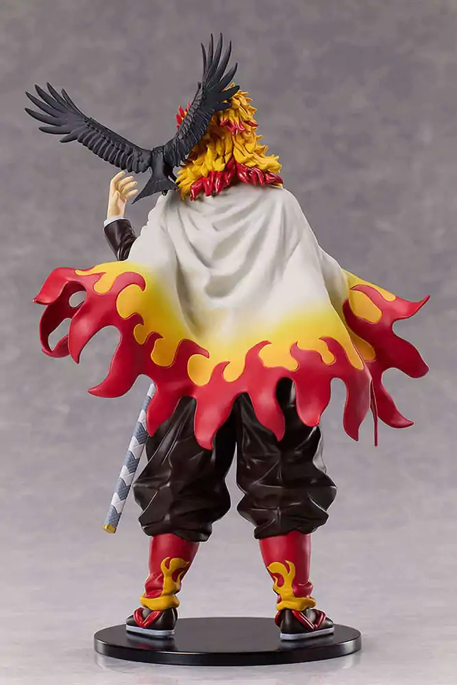 Demon Slayer: Kimetsu no Yaiba Statue Kyojuro Rengoku Flame Hashira 20 cm product photo