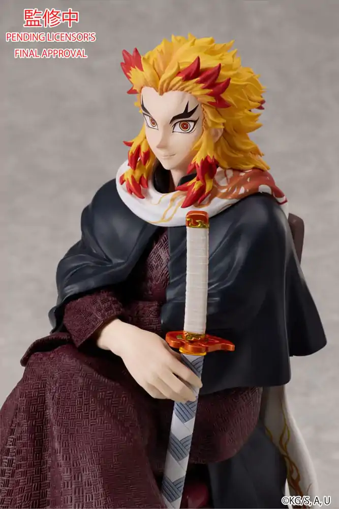 Demon Slayer: Kimetsu no Yaiba Statue Kyojuro Rengoku 16 cm termékfotó