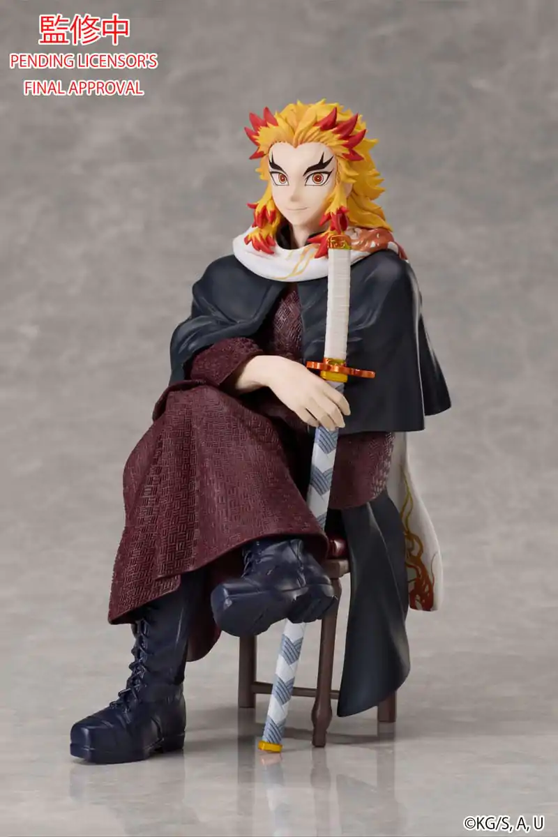 Demon Slayer: Kimetsu no Yaiba Statue Kyojuro Rengoku 16 cm termékfotó