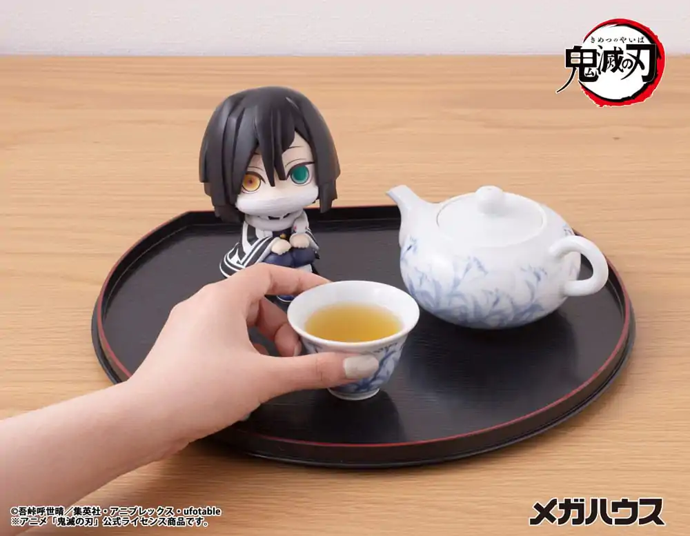 Demon Slayer Kimetsu no Yaiba Look Up PVC Statue Iguro Obanai 11 cm product photo