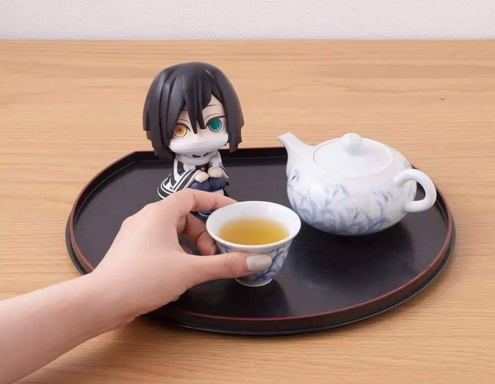 Demon Slayer Kimetsu no Yaiba Look Up PVC Statue Iguro Obanai 11 cm product photo