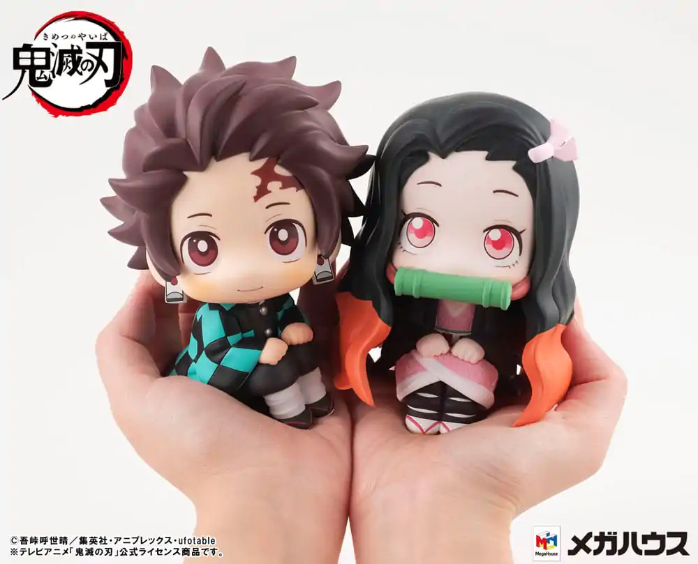 Demon Slayer Kimetsu no Yaiba Look Up PVC Statue Tanjiro Kamado 11 cm product photo