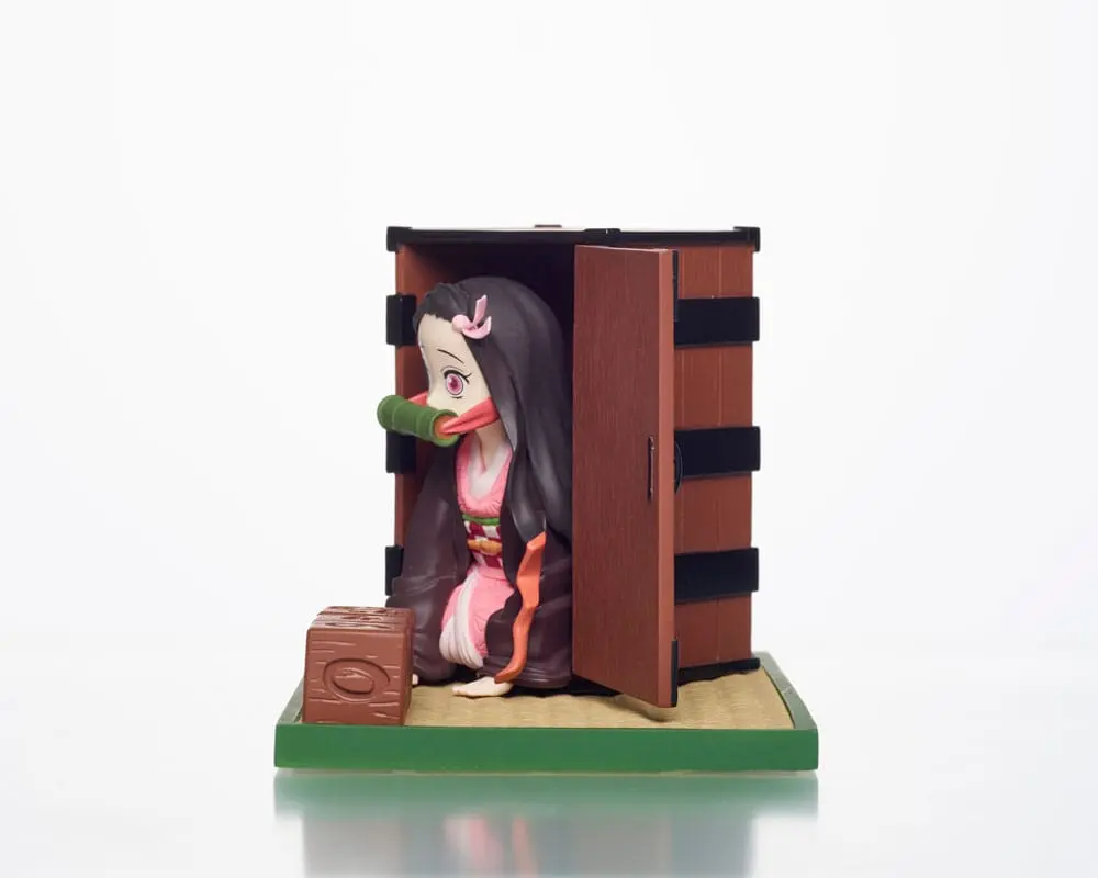 Demon Slayer: Kimetsu no Yaiba perpetual calendar Nezuko product photo