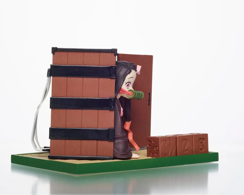 Demon Slayer: Kimetsu no Yaiba perpetual calendar Nezuko product photo