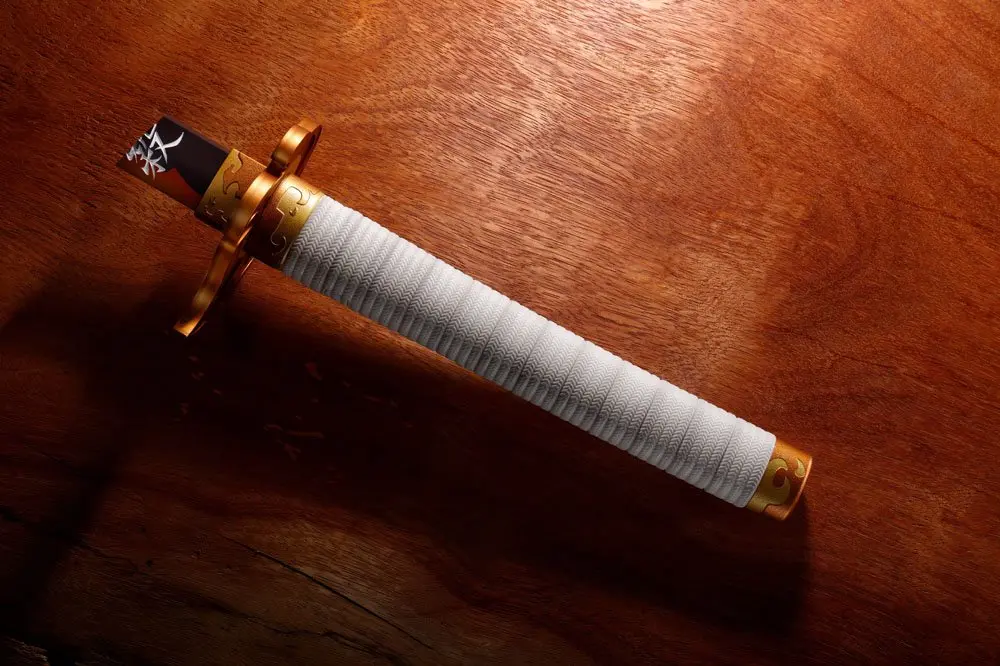 Demon Slayer: Kimetsu no Yaiba Proplica Replica 1/1 ABS Plastic Broken Nichirin Sword (Kyojuro Rengoku) 31 cm product photo