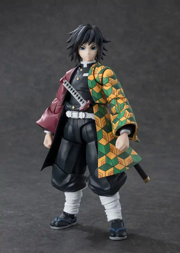 Demon Slayer: Kimetsu no Yaiba S.H. Figuarts Action Figure Giyu Tomioka 15 cm product photo