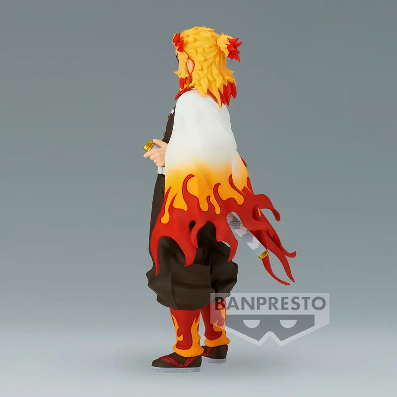 Demon Slayer Kimetsu no Yaiba Kyojuro Rengoku figure 17cm product photo