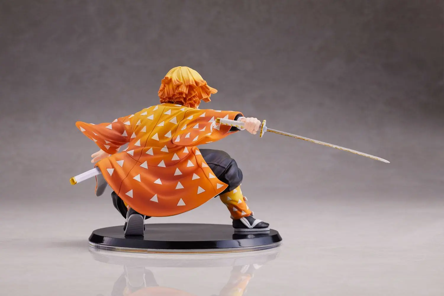 Demon Slayer: Kimetsu no Yaiba Statue 1/8 Zenitsu Agatsuma 12 cm product photo