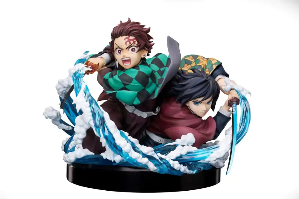 Demon Slayer: Kimetsu no Yaiba PVC Statue Tanjiro & Giyuu 13 cm   product photo