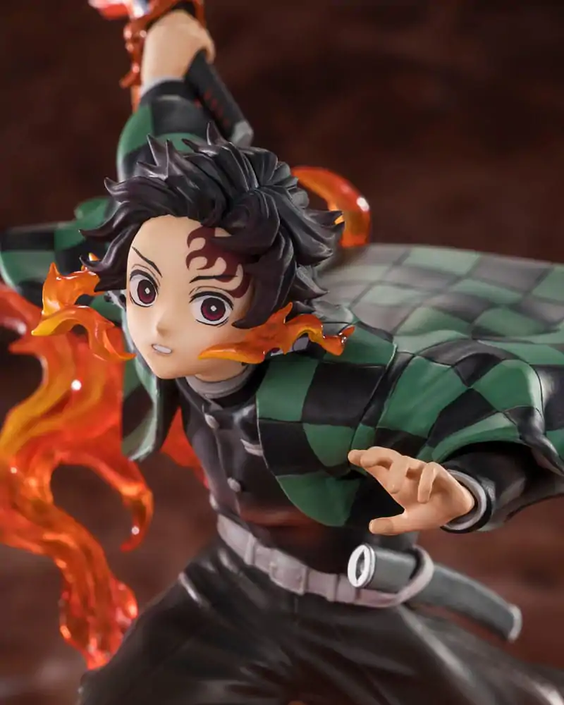 Demon Slayer Kimetsu no Yaiba Tanjiro Kamado Kyojuro Rengokus Sword Guard figure 19,5cm product photo