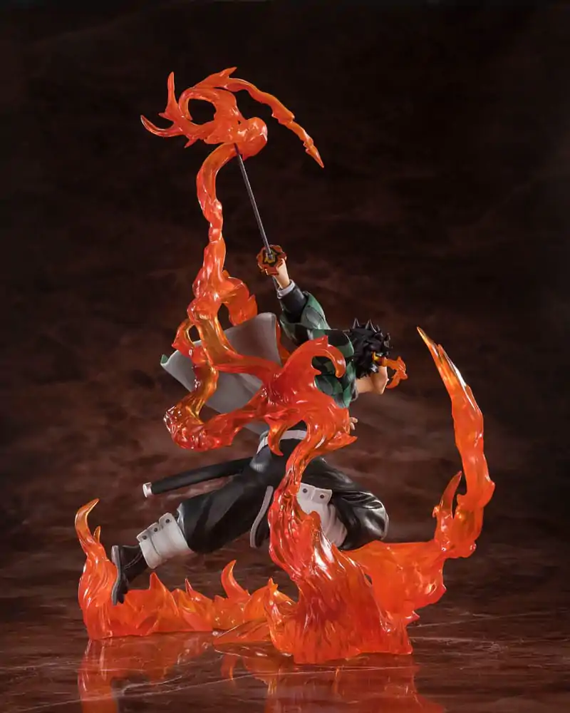 Demon Slayer Kimetsu no Yaiba Tanjiro Kamado Kyojuro Rengokus Sword Guard figure 19,5cm product photo