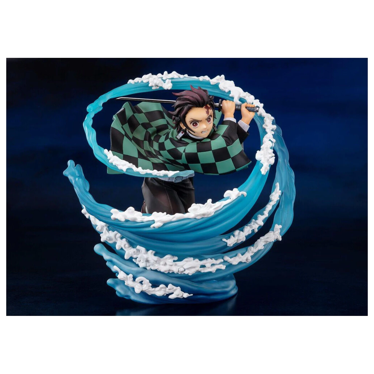Demon Slayer Kimetsu No Yaiba Tanjiro Kamado Water Breathing S.H. Figurarts figure 15cm product photo