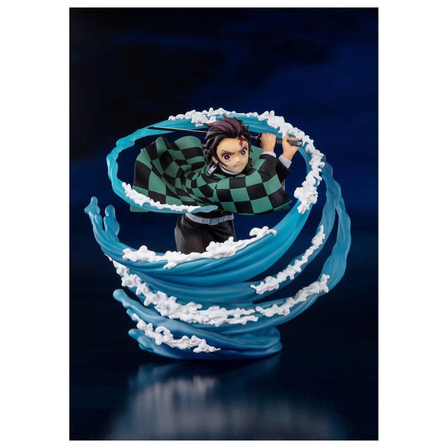 Demon Slayer Kimetsu No Yaiba Tanjiro Kamado Water Breathing S.H. Figurarts figure 15cm product photo