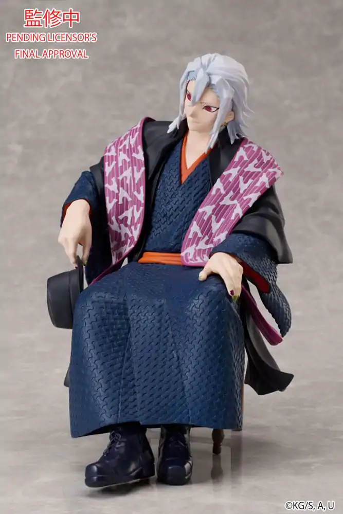 Demon Slayer: Kimetsu no Yaiba Statue Tengen Uzui 17 cm product photo