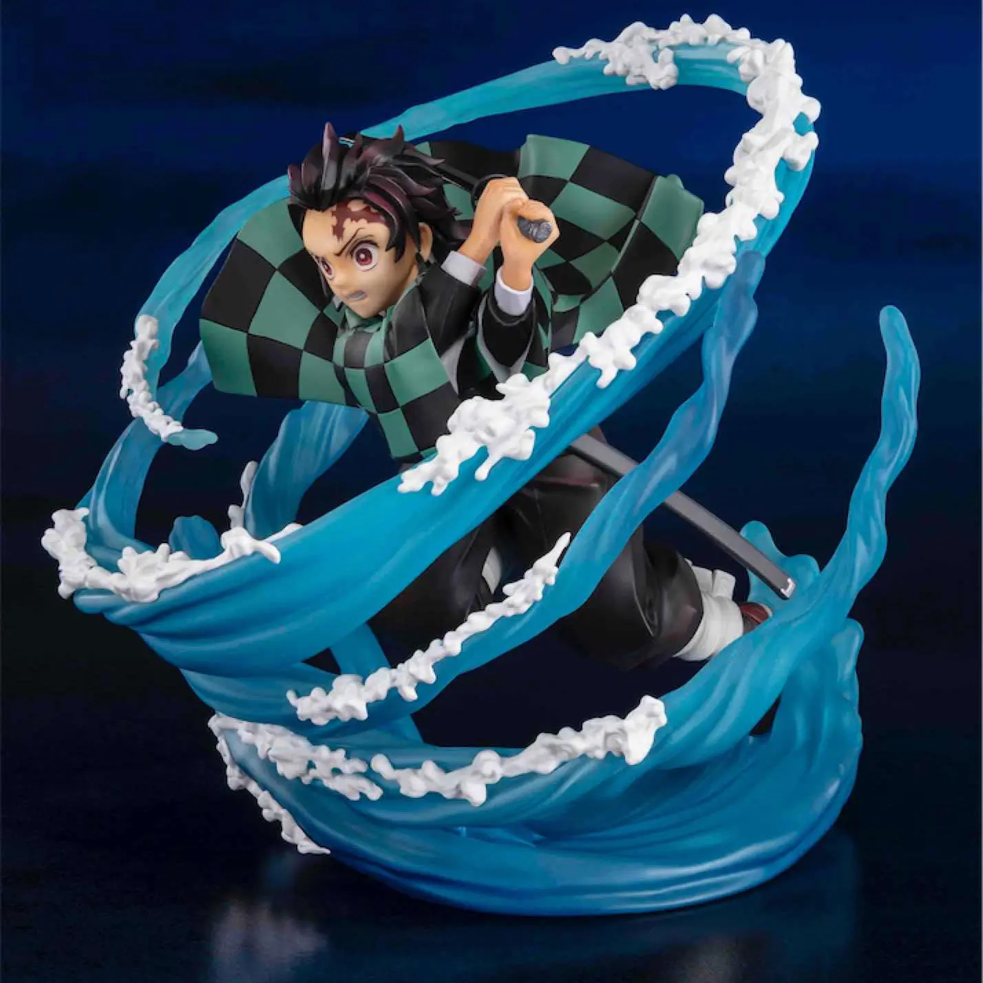 Demon Slayer Tanjiro Kamado Breath of Water Kimetsu No Yaiba figure 15cm product photo