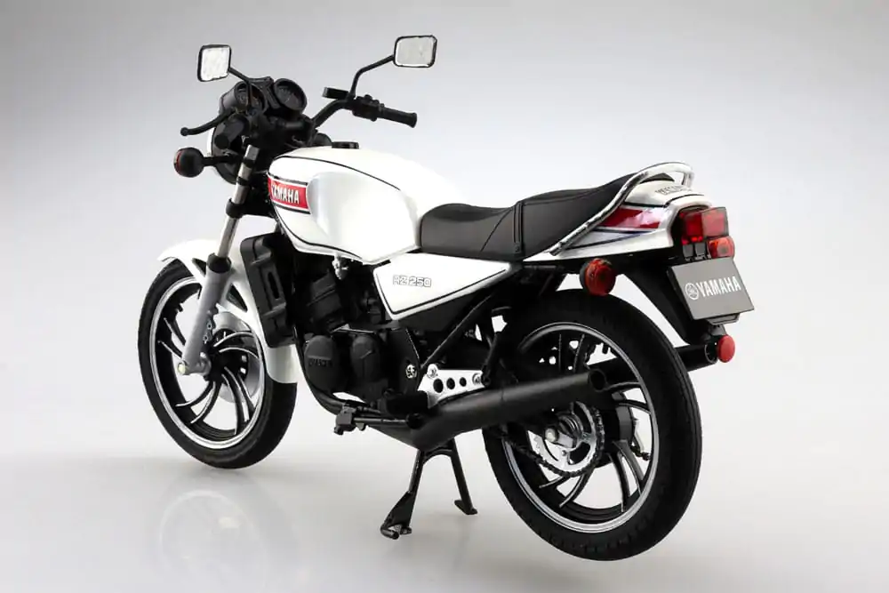 Diecast Bike Series Statue 1/12 Yamaha RZ250 New Pearl White 17 cm product photo
