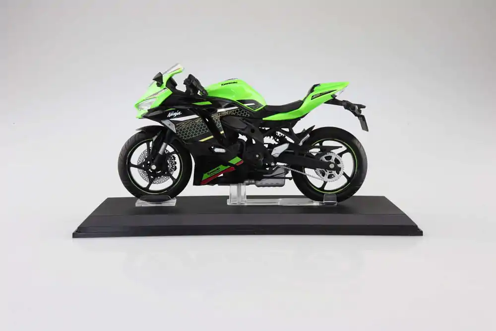 Diecast Bike Series Statue 1/12 Kawasaki Ninja ZX-25R Lime Green×Ebony 16 cm termékfotó