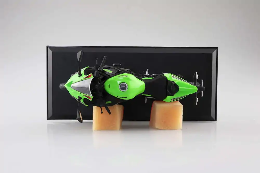 Diecast Bike Series Statue 1/12 Kawasaki Ninja ZX-25R Lime Green×Ebony 16 cm termékfotó