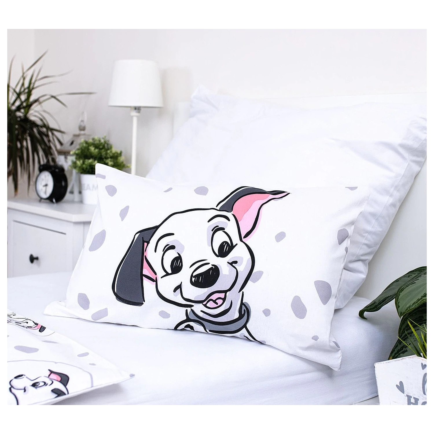 Disney 101 Dalmatians White Toddler and Preschool Duvet Cover product photo