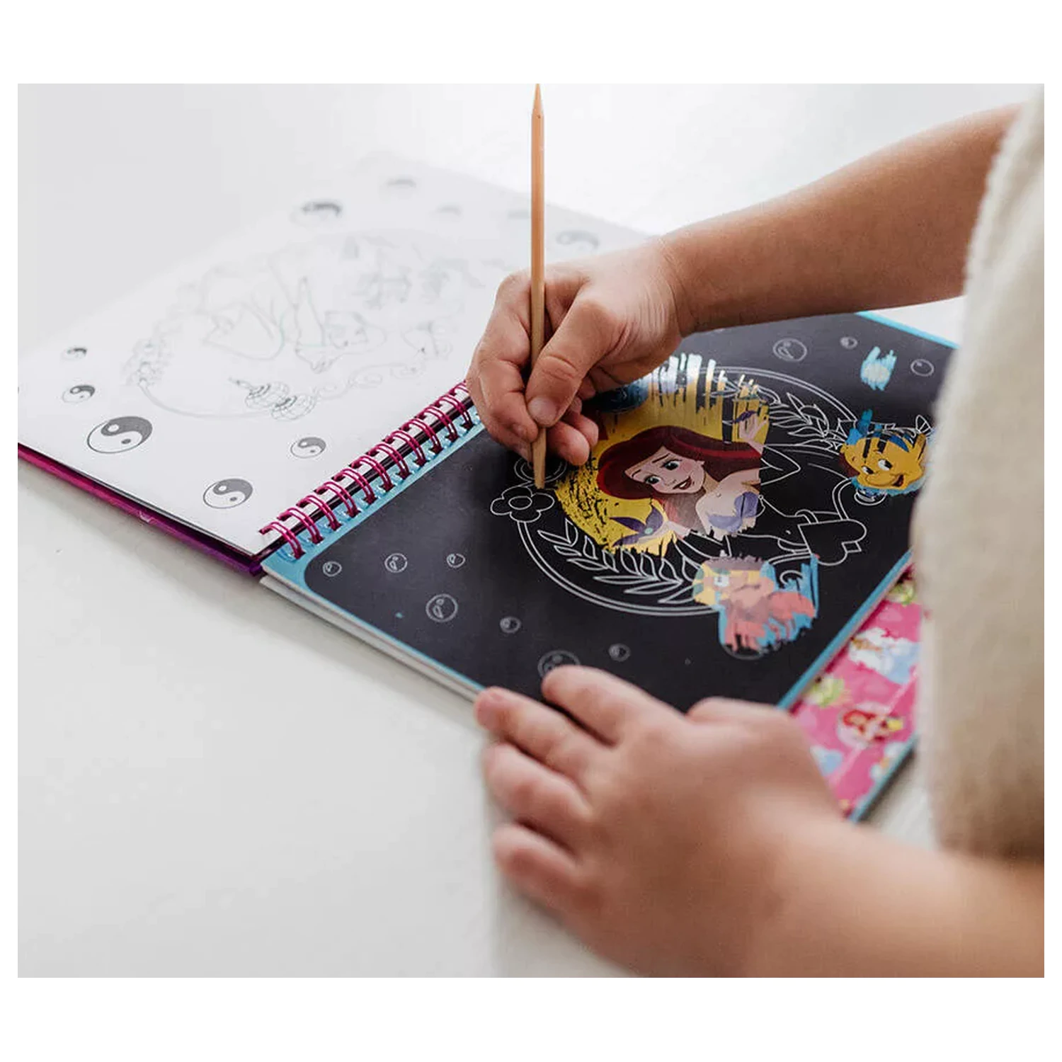 Disney Princess Beauty Scratch Art Kit and Activity Set product photo