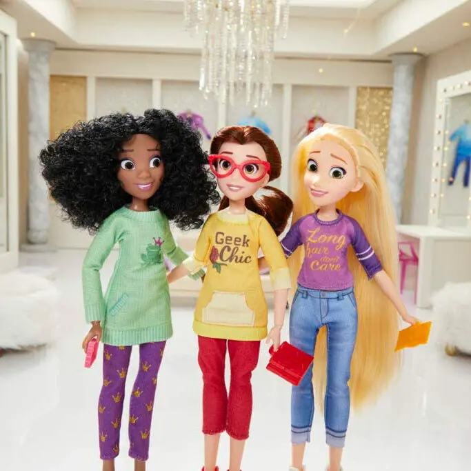 Disney Princess Comfy Squad Bella doll product photo