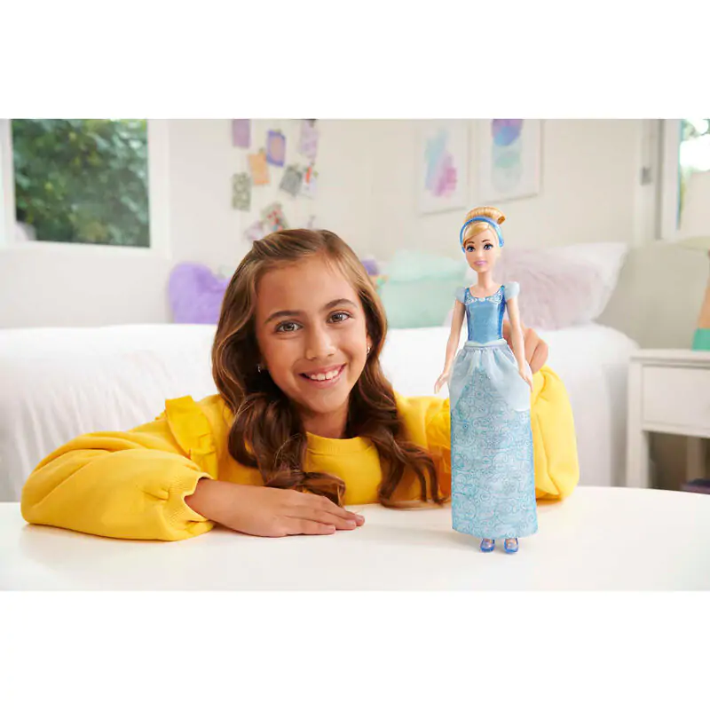 Disney Princess Cinderella doll product photo