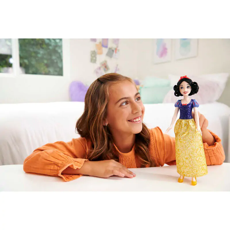 Disney Princess Blancanieves doll product photo