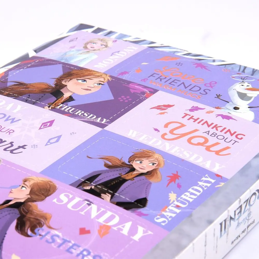 Disney Frozen 2 surprise beauty box set product photo