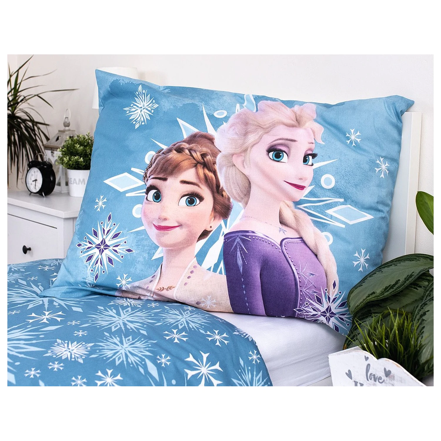 Disney Frozen White Snowflake Children's Duvet Cover product photo
