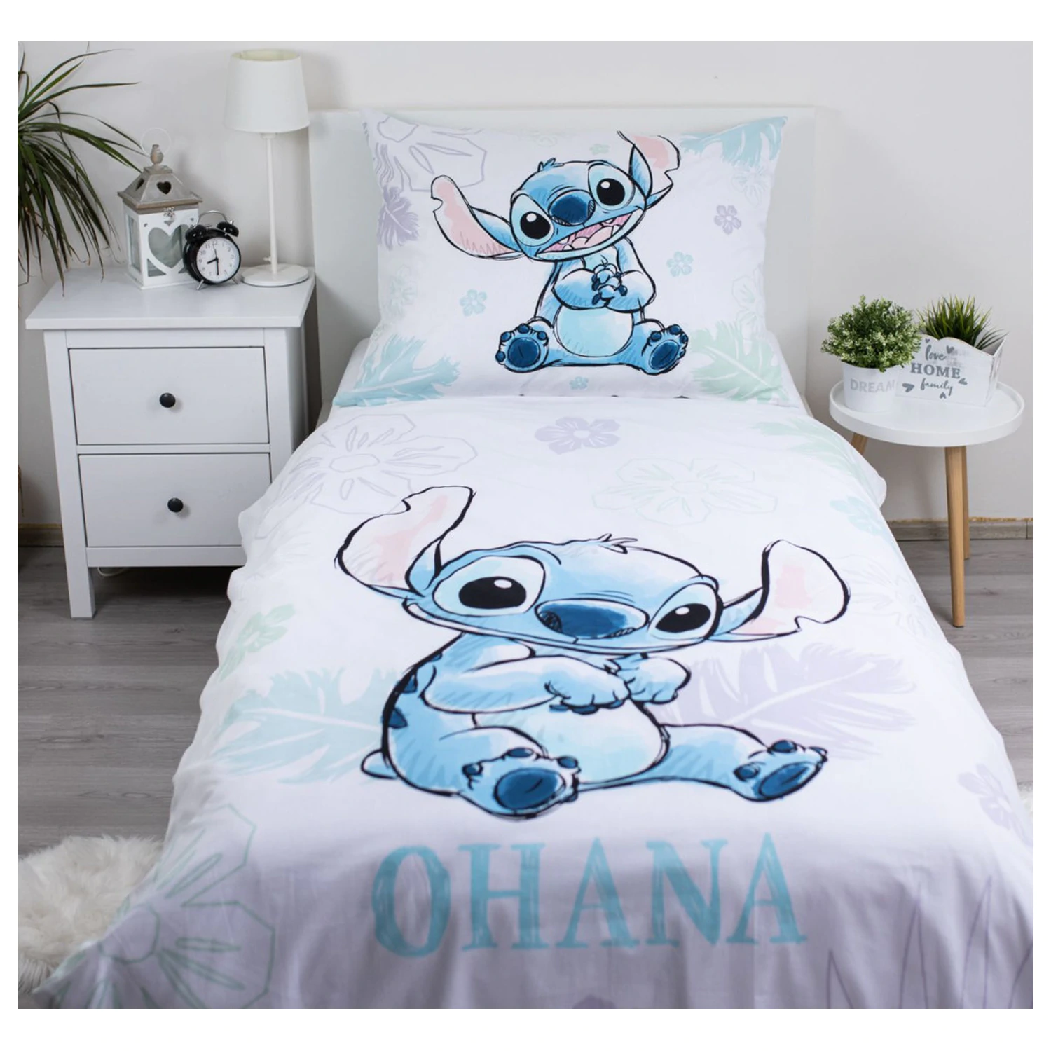 Disney Stitch Ohana White Duvet Cover product photo