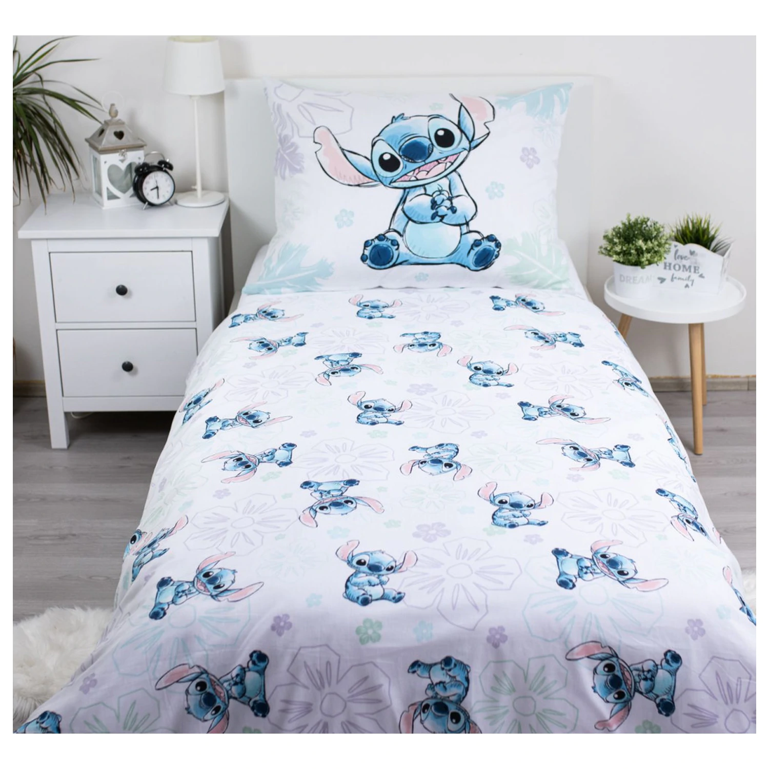 Disney Stitch Ohana White Duvet Cover product photo