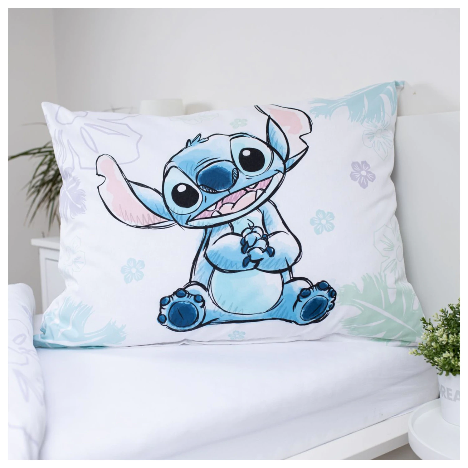 Disney Stitch Ohana White Duvet Cover product photo