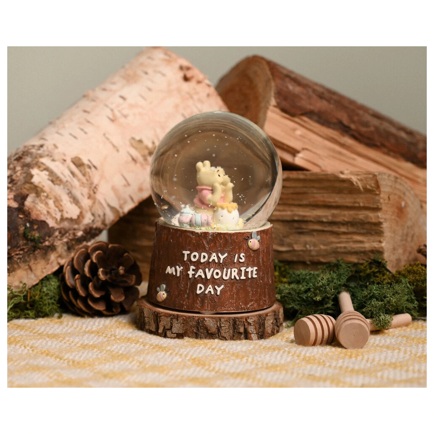 Disney Winnie the Pooh snow globe product photo