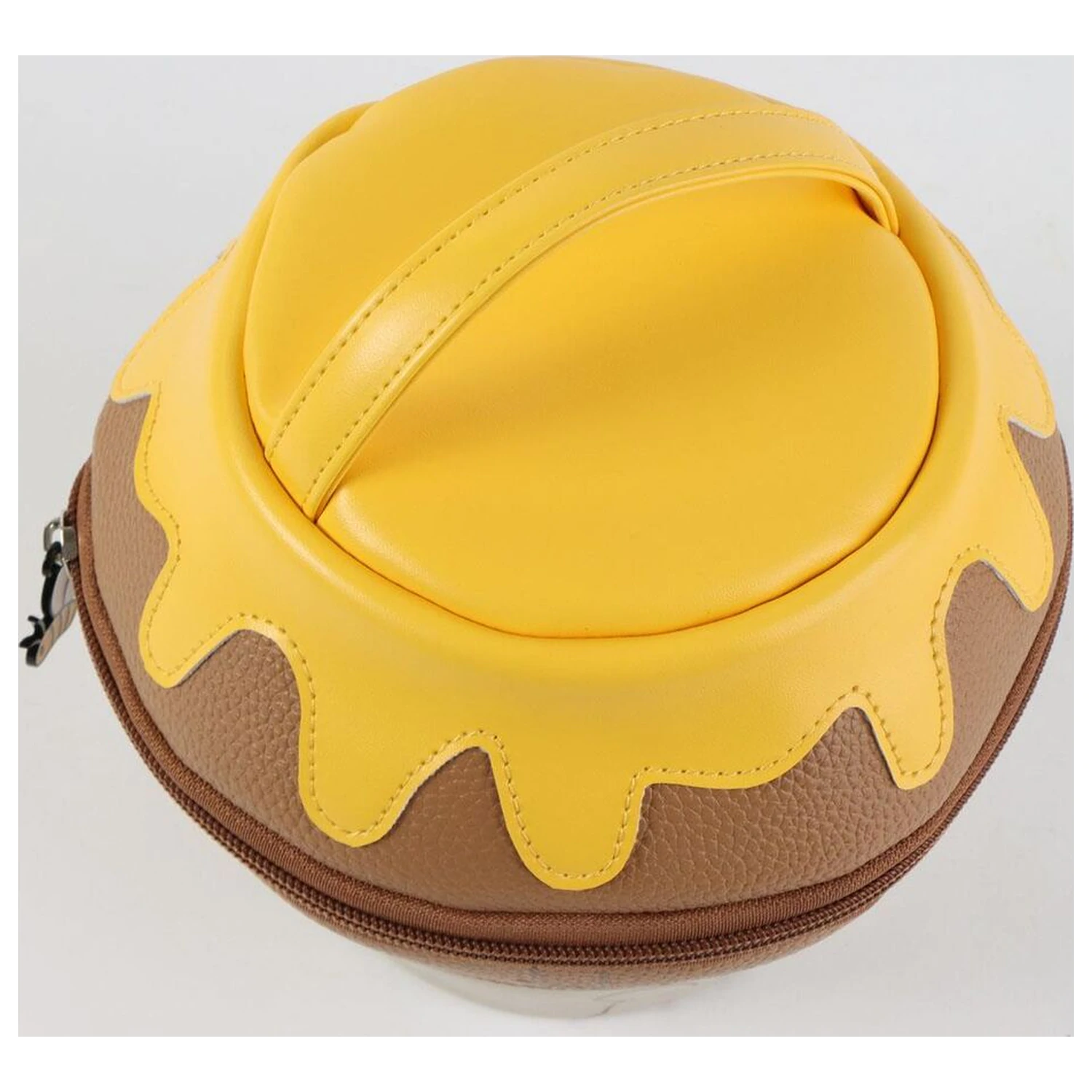 Disney Winnie the Pooh vanity case product photo