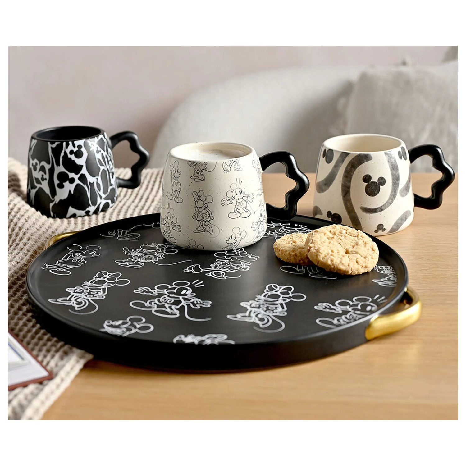 Disney Mickey shapes mug product photo