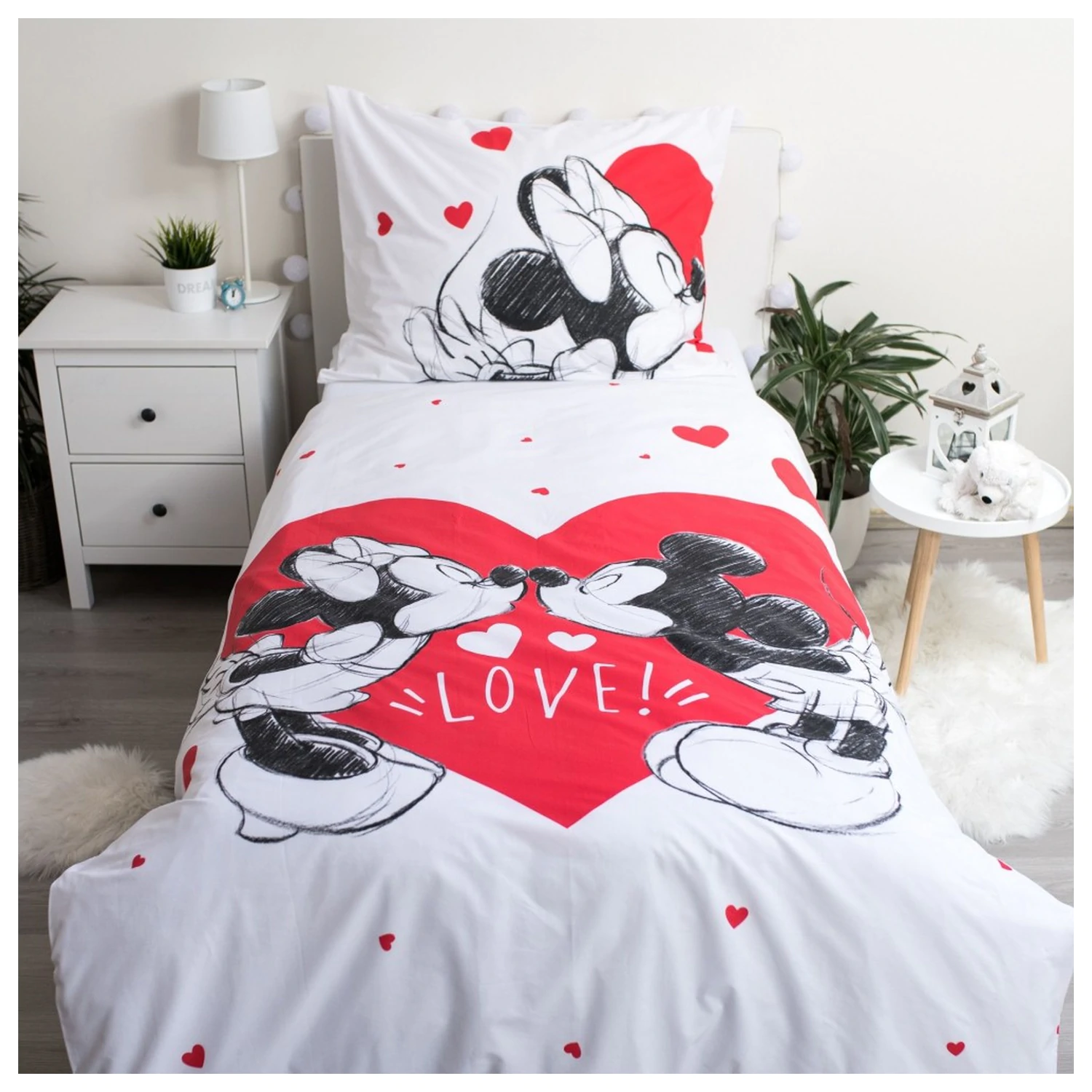 Disney Mickey, Minnie Love Duvet Cover product photo