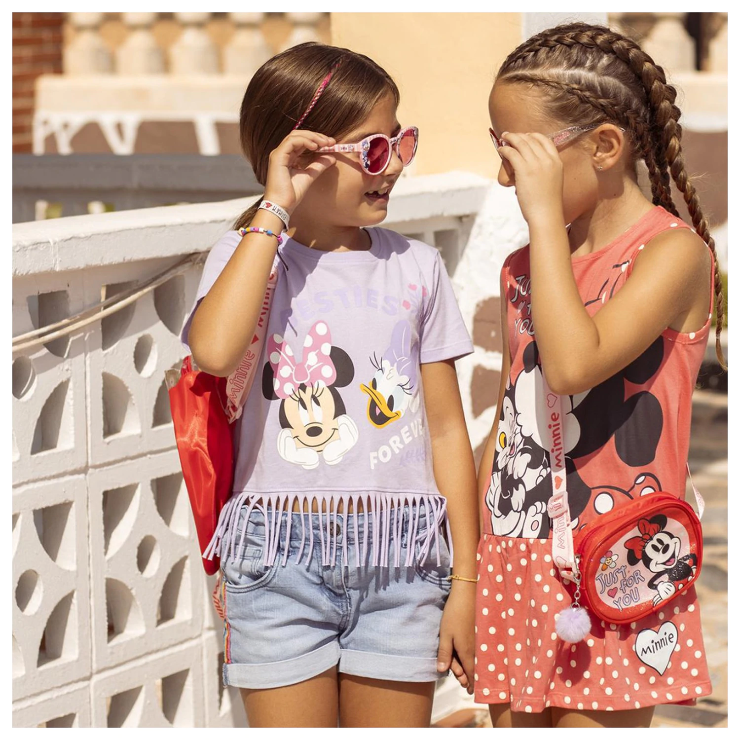 Disney Minnie Daisy Sunglasses product photo