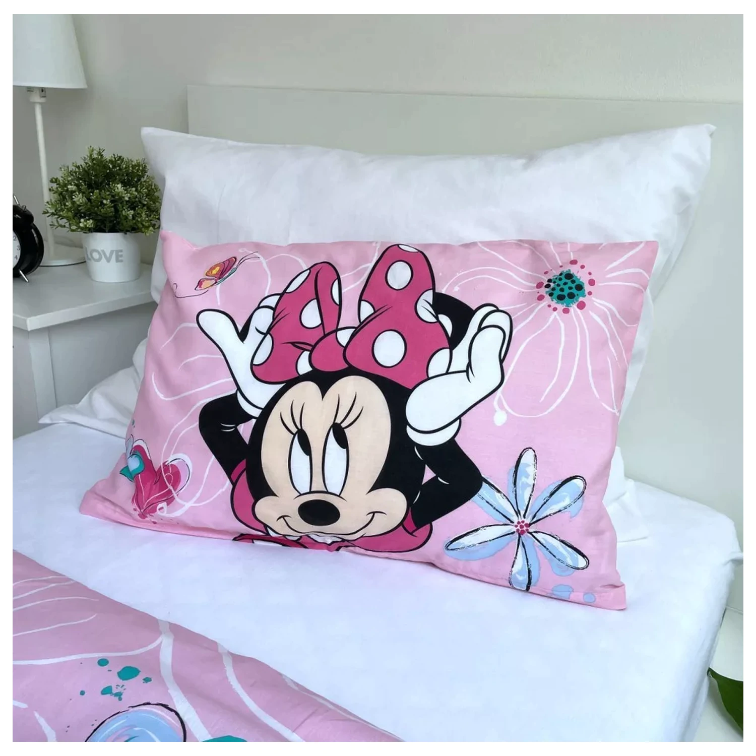 Disney Minnie Flowers children's, preschool duvet cover product photo