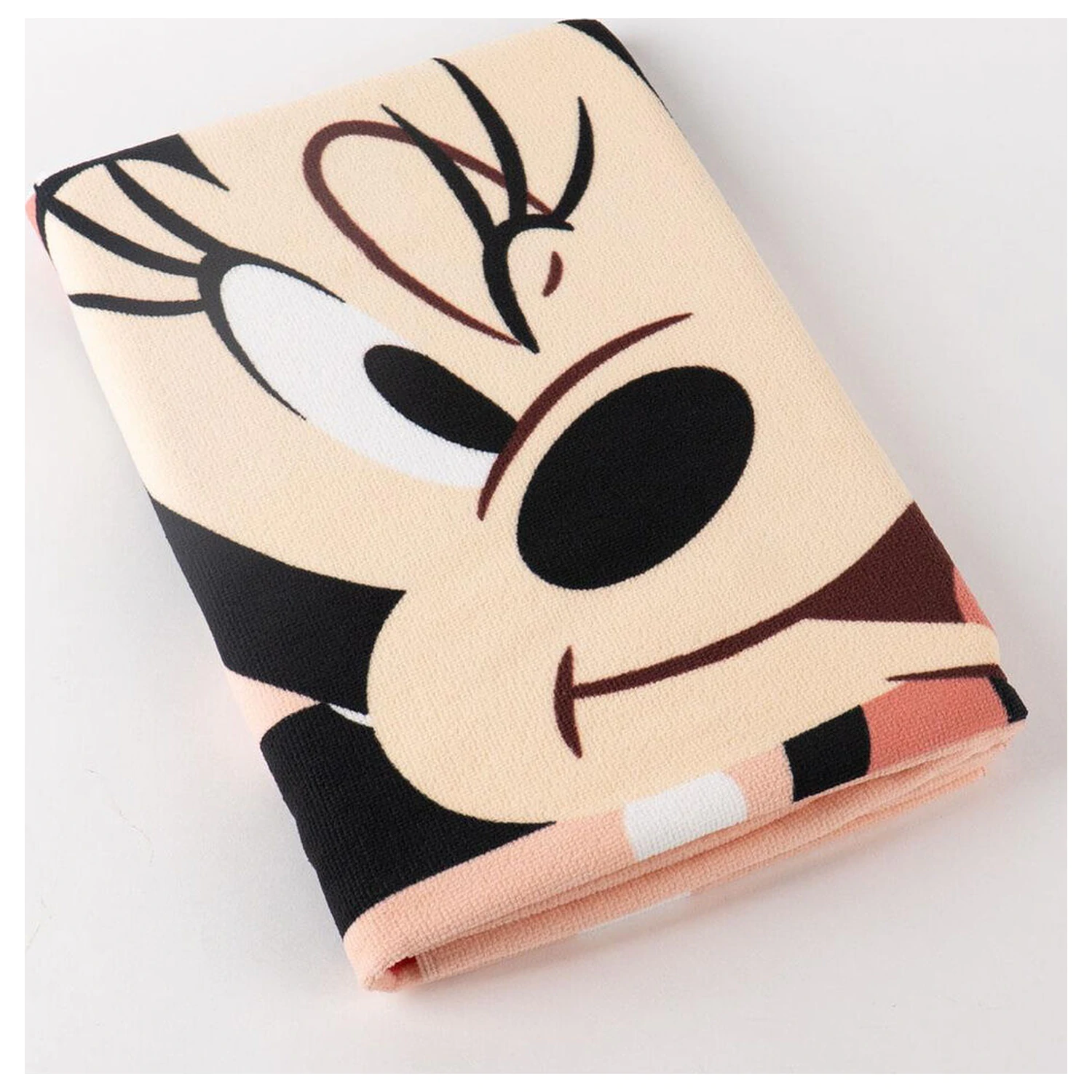 Disney Minnie microfibre beach towel product photo