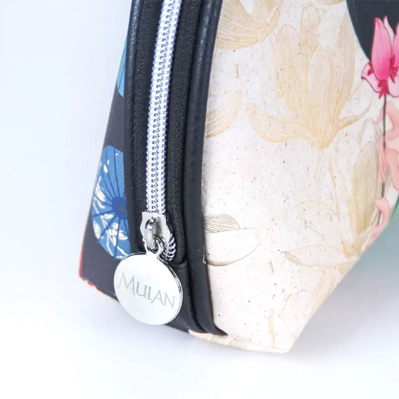 Disney Mulan travel toilet bag product photo