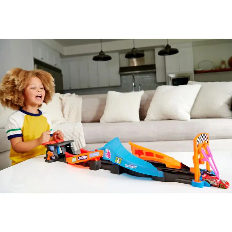 Disney Pixar Cars Launch &amp; Criss-Cross Glow Race product photo