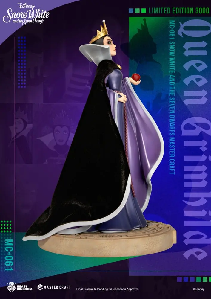 Disney Snow White and the Seven Dwarfs Master Craft Statue Queen Grimhilde 41 cm termékfotó