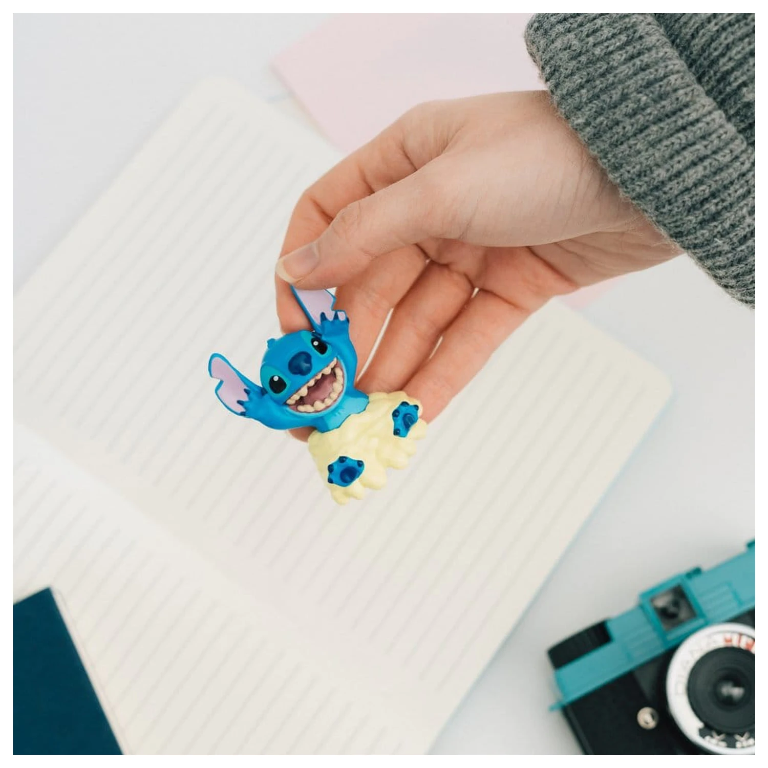 Disney Stitch Set 3 3D magnets product photo