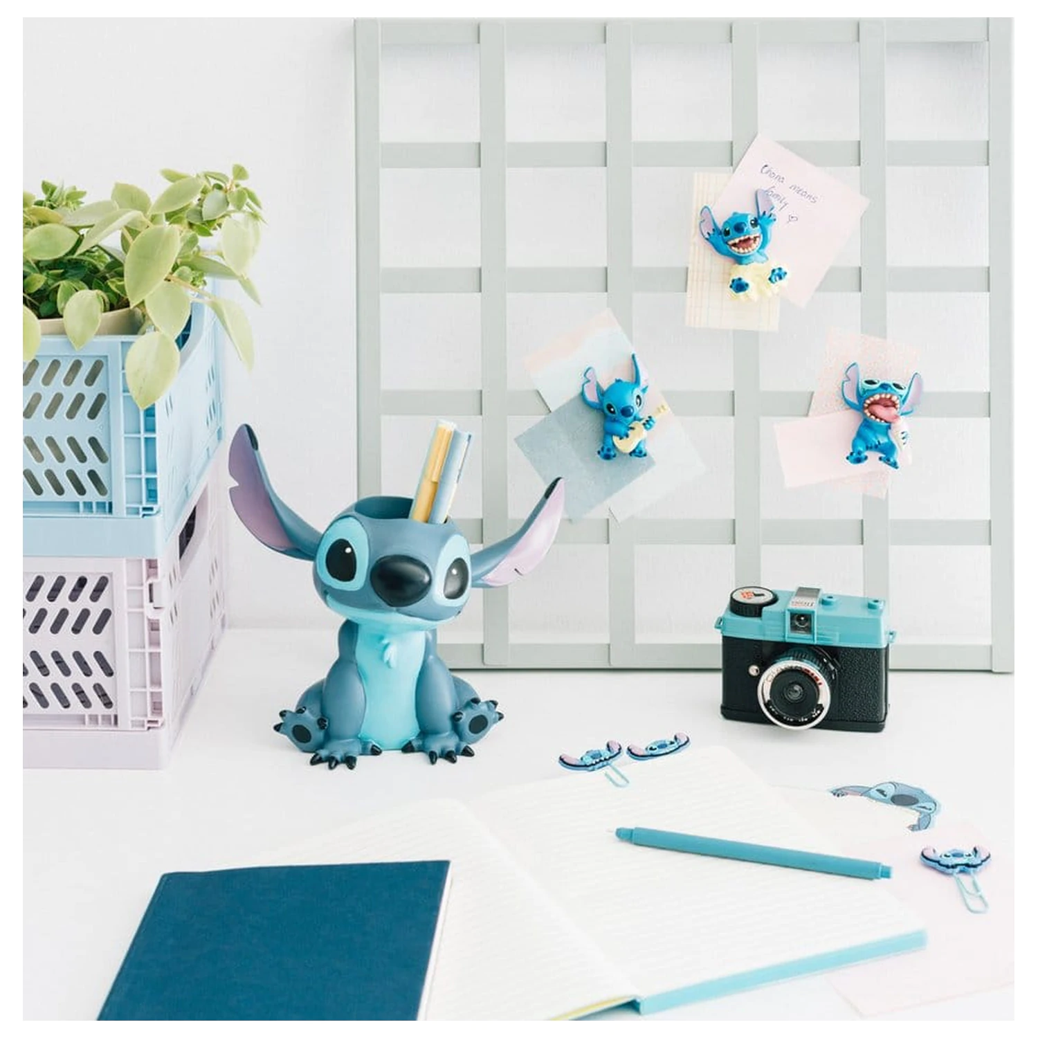 Disney Stitch Set 3 3D magnets product photo